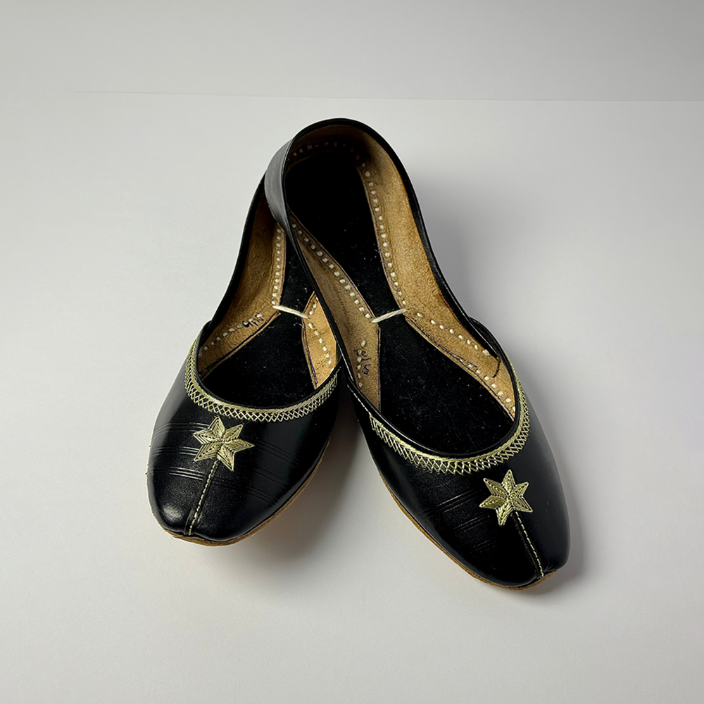 Sitara Black