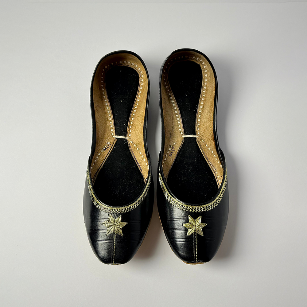 Sitara Black